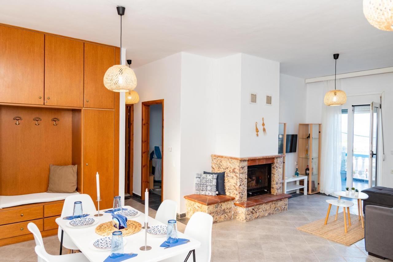 Appartement Dimitras Luxus House à Archangelos  Extérieur photo